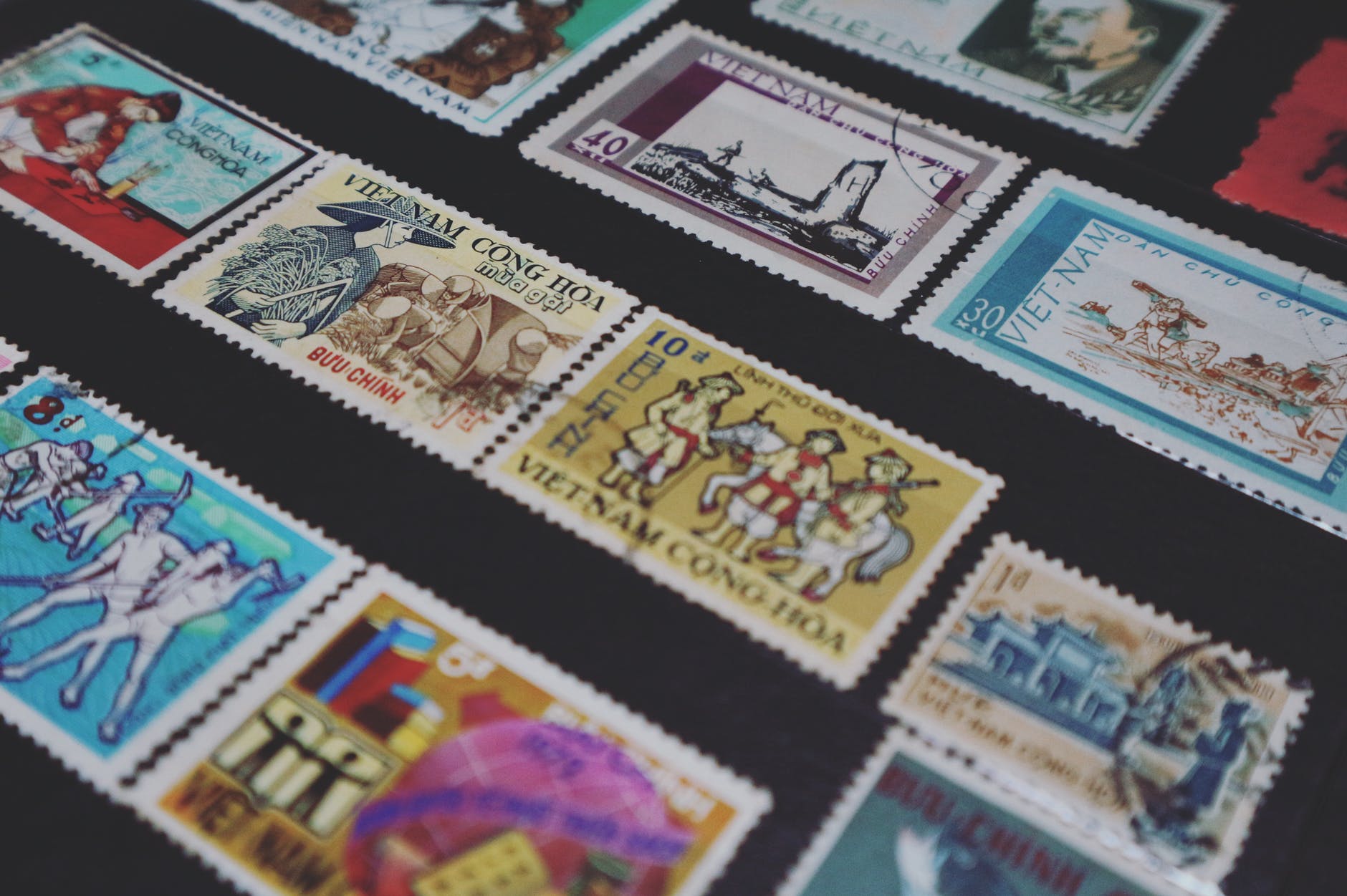 Suppression du timbre rouge : un affaiblissement supplémentaire du Service Public Postal !
