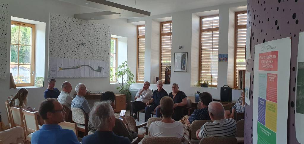 Réunion publique des élections sénatoriales à Pierre la&nbsp;Treiche